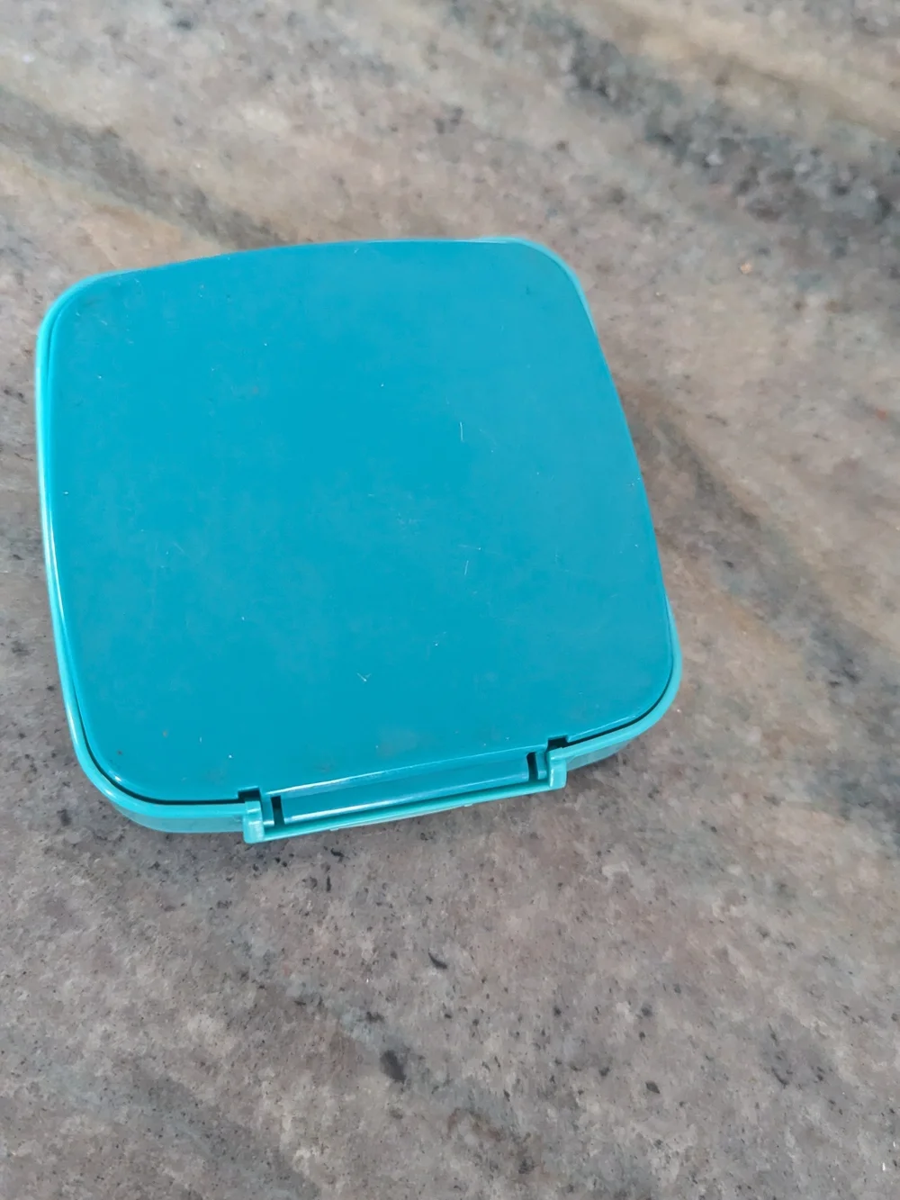 Post-it Brand Compact Note Holder with Mirror Dispenser